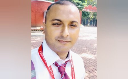 IFF honors Mr. Satyaki Banerjee with the prestigious title of “Best Teacher of the Year 2025"